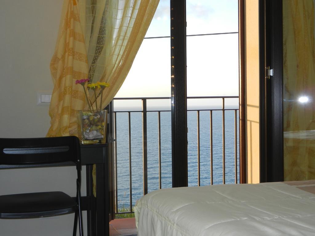 Framavi Vila Cefalù Quarto foto
