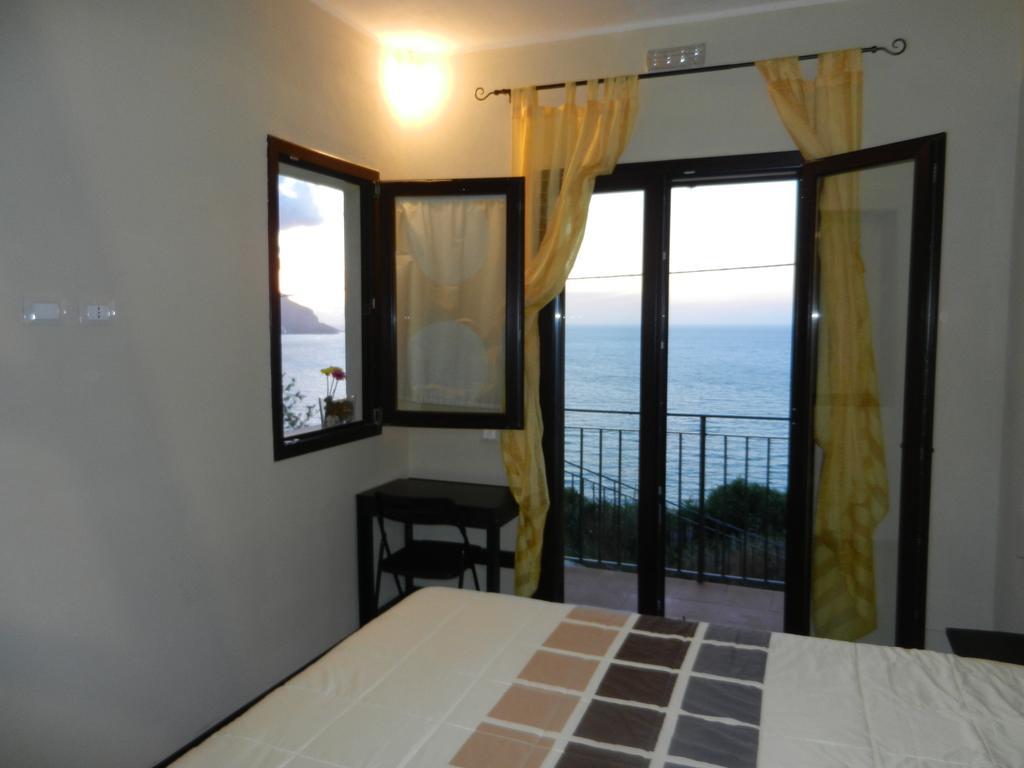 Framavi Vila Cefalù Quarto foto