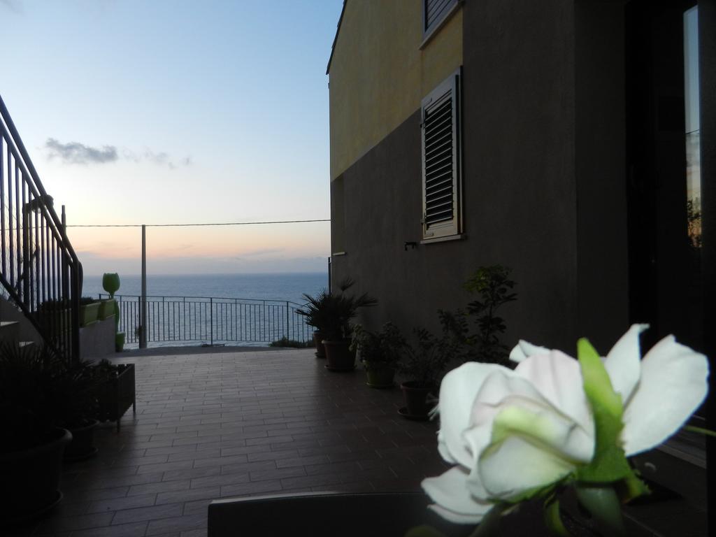 Framavi Vila Cefalù Quarto foto